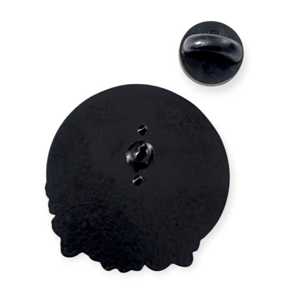 Pokemon Fantasy Enamel Pin: Charmander with Stars - Picture 4 of 5